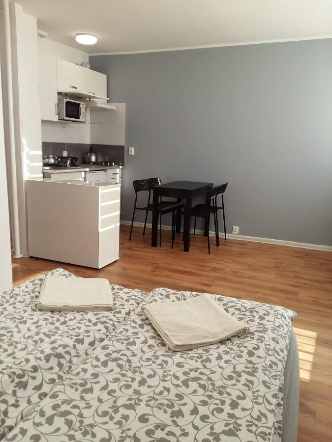 Apartament Ostrowskiego Apartment Wroclaw Ngoại thất bức ảnh